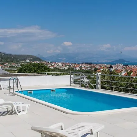 Apartment House Mia - Private Pool *